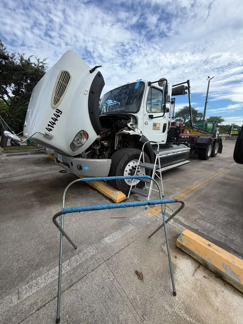 Commercial trucks and fleets
